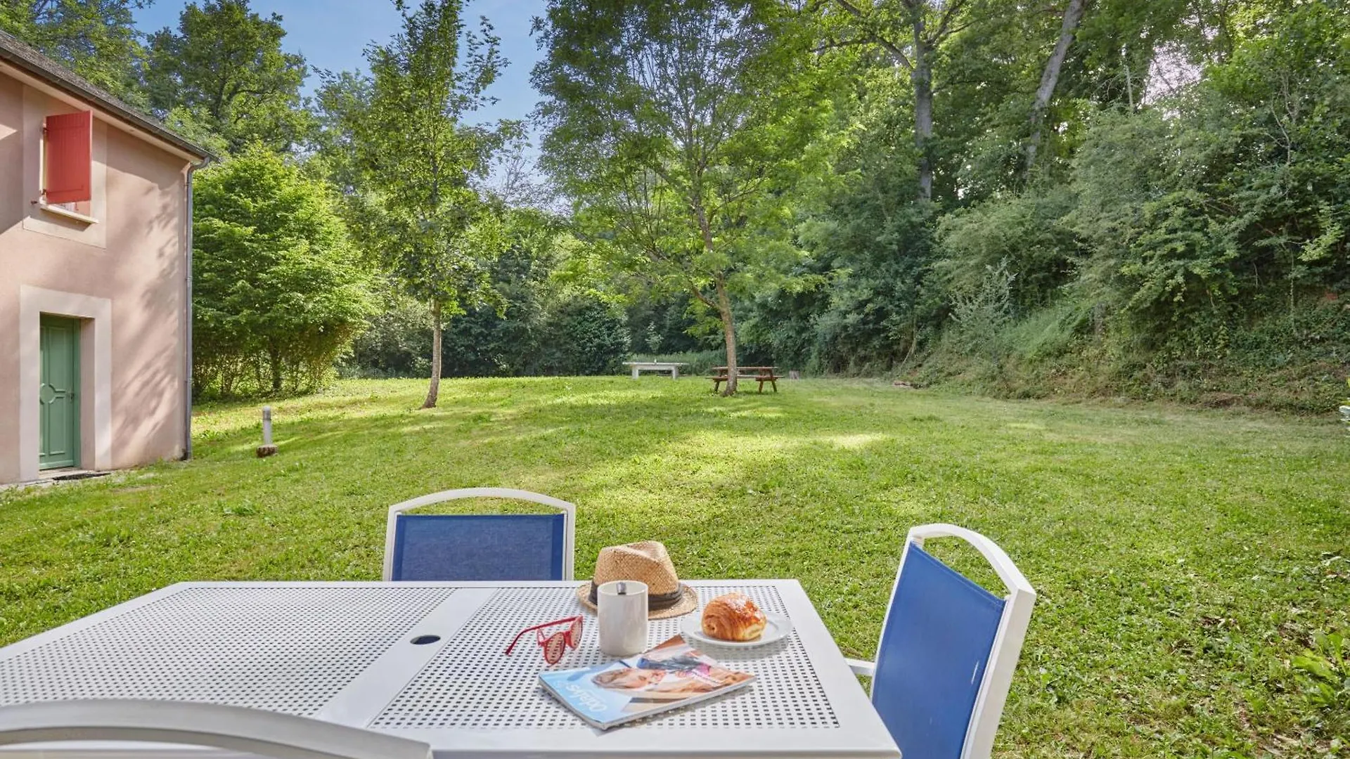 Residence Odalys Le Hameau Du Lac Rignac  3*, Rignac (Aveyron)