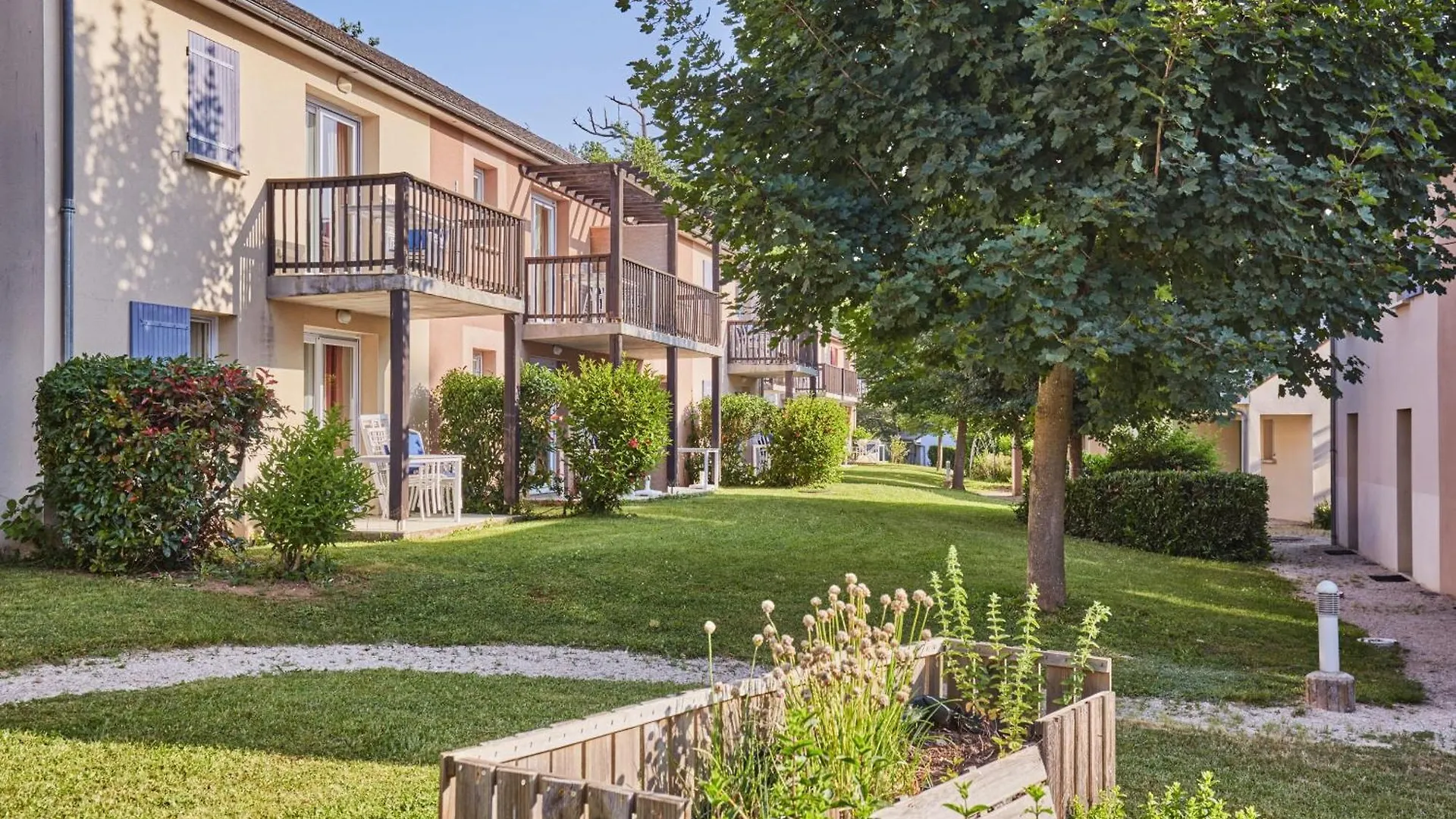 Residence Odalys Le Hameau Du Lac Rignac  3*, Rignac (Aveyron) 法国