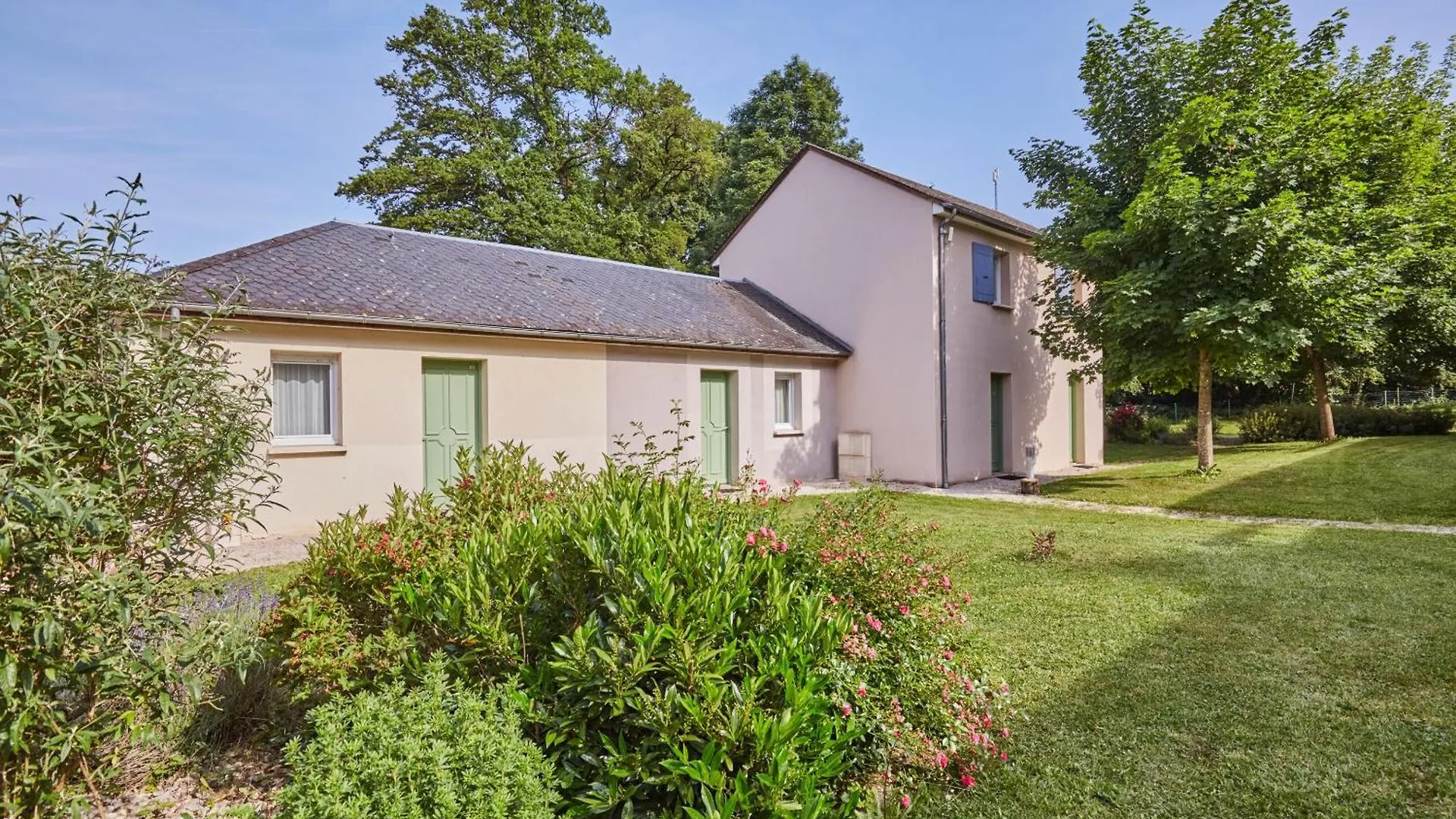 *** 假日公园 Residence Odalys Le Hameau Du Lac Rignac  法国
